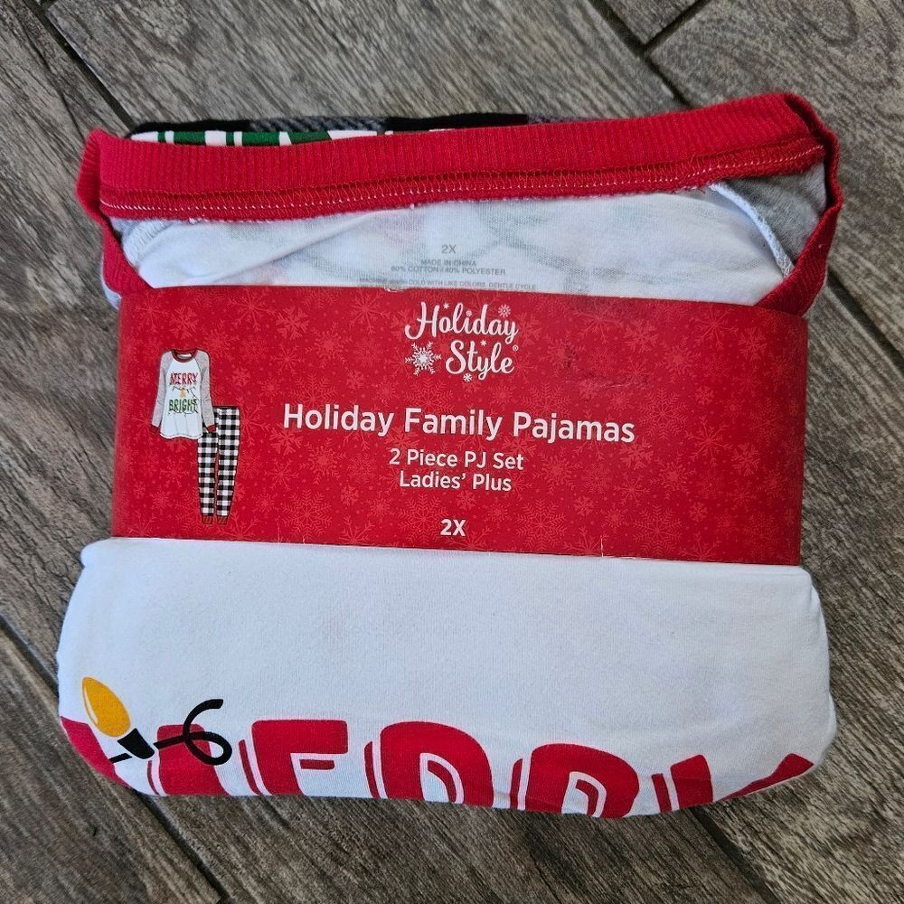 Holiday Style Merry and Bright PJ Set Size 2X